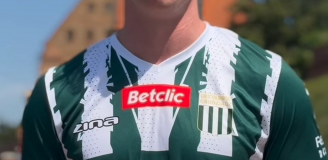 Taka FRYZURĘ ma teraz Dennis Jastrzembski!